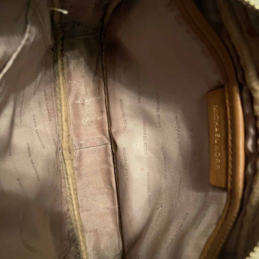 Michael Kors Jet Set Crossbody (USED/Fair) - Picture 13 of 15
